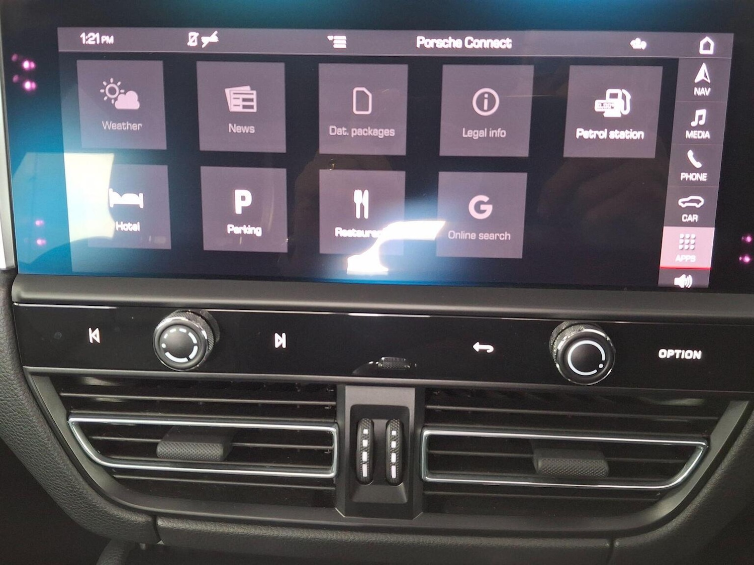 Used Porsche Macan 2021 for sale - 78070288: Photo 50