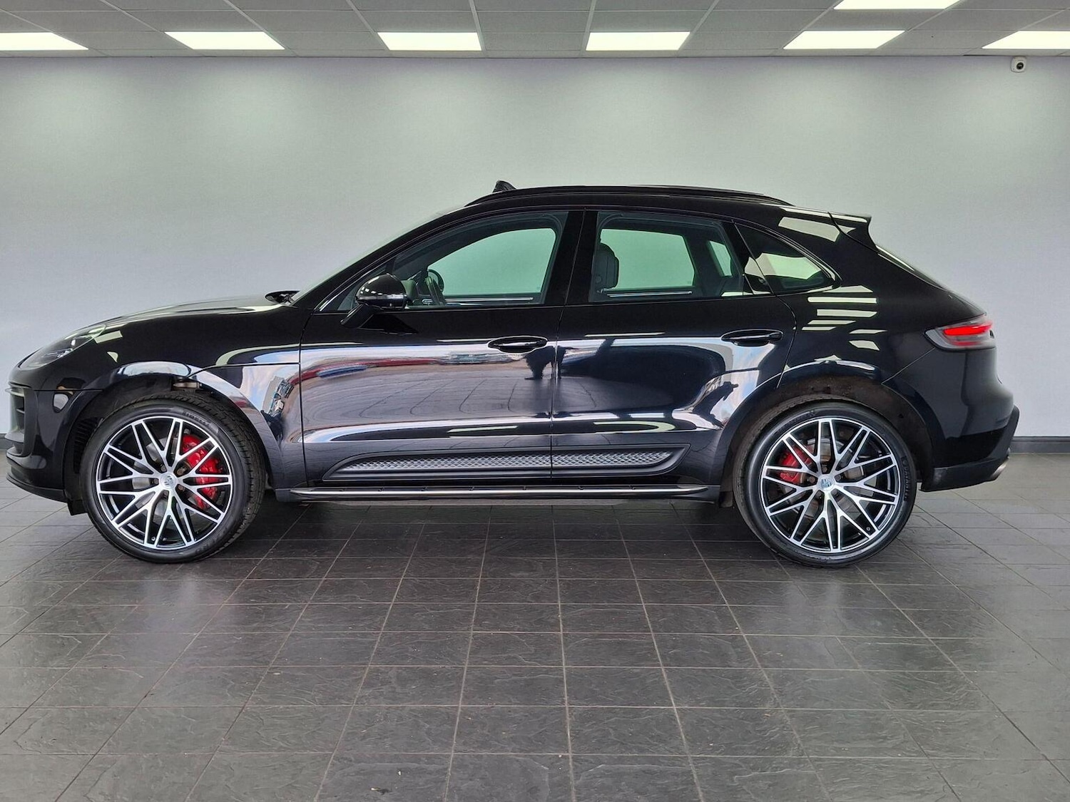 Used Porsche Macan 2021 for sale - 78070288: Photo 51