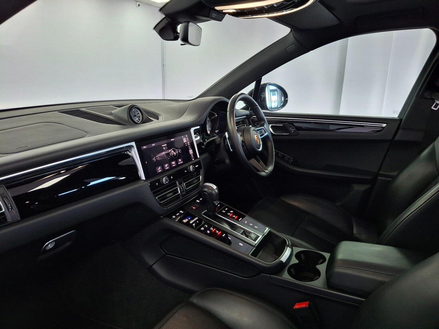 Used Porsche Macan 2021 for sale - 78070288: Photo 56