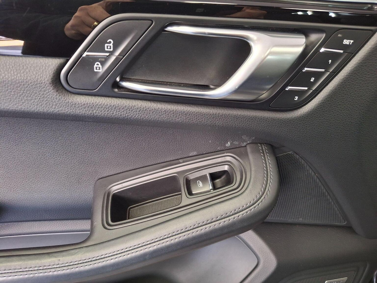 Used Porsche Macan 2021 for sale - 78070288: Photo 60