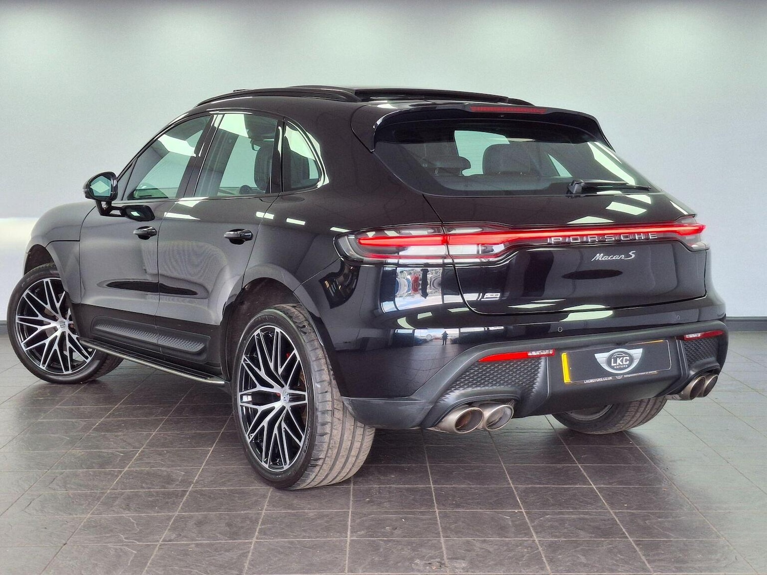 Used Porsche Macan 2021 for sale - 78070288: Photo 64