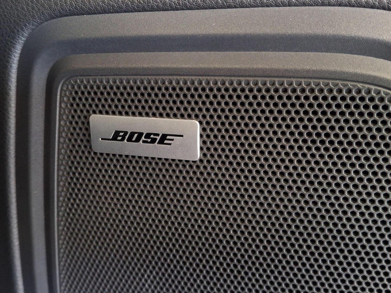 Used Porsche Macan 2021 for sale - 78070288: Photo 88