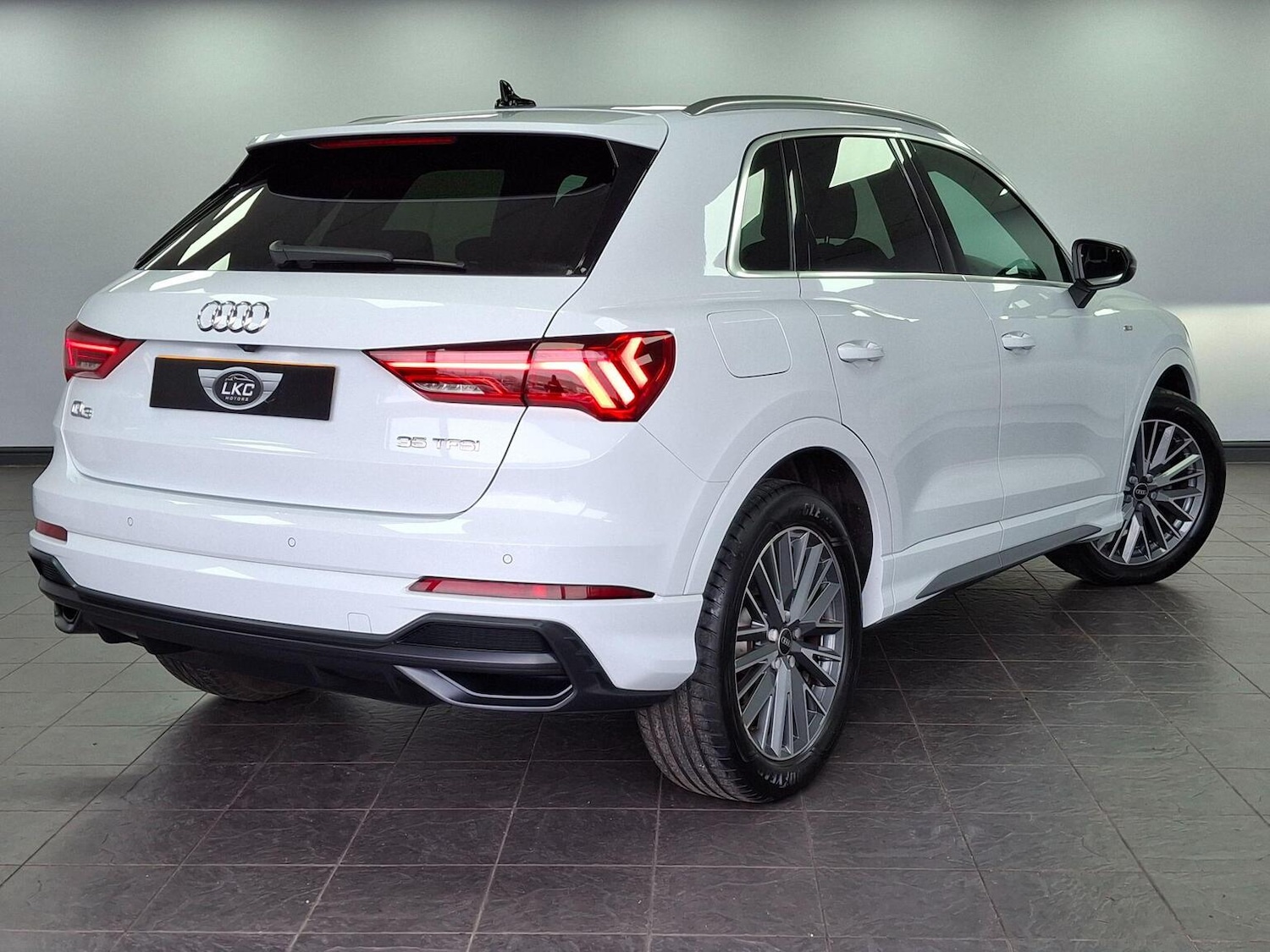 Used Audi Q3 2022 for sale - 77590076: Photo 14