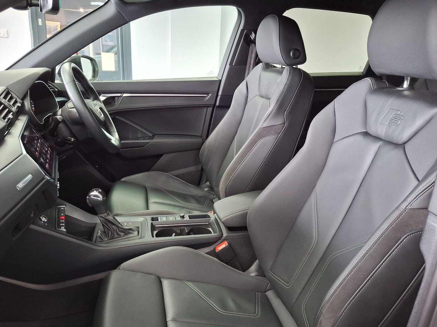 Used Audi Q3 2022 for sale - 77590076: Photo 16