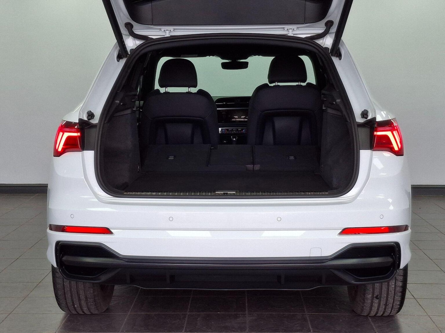 Used Audi Q3 2022 for sale - 77590076: Photo 50