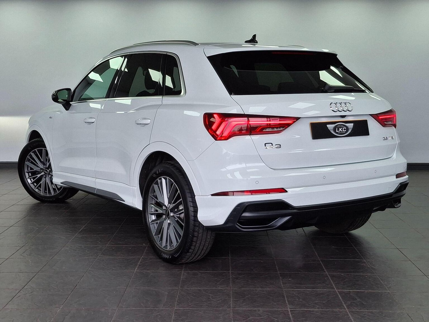 Used Audi Q3 2022 for sale - 77590076: Photo 57