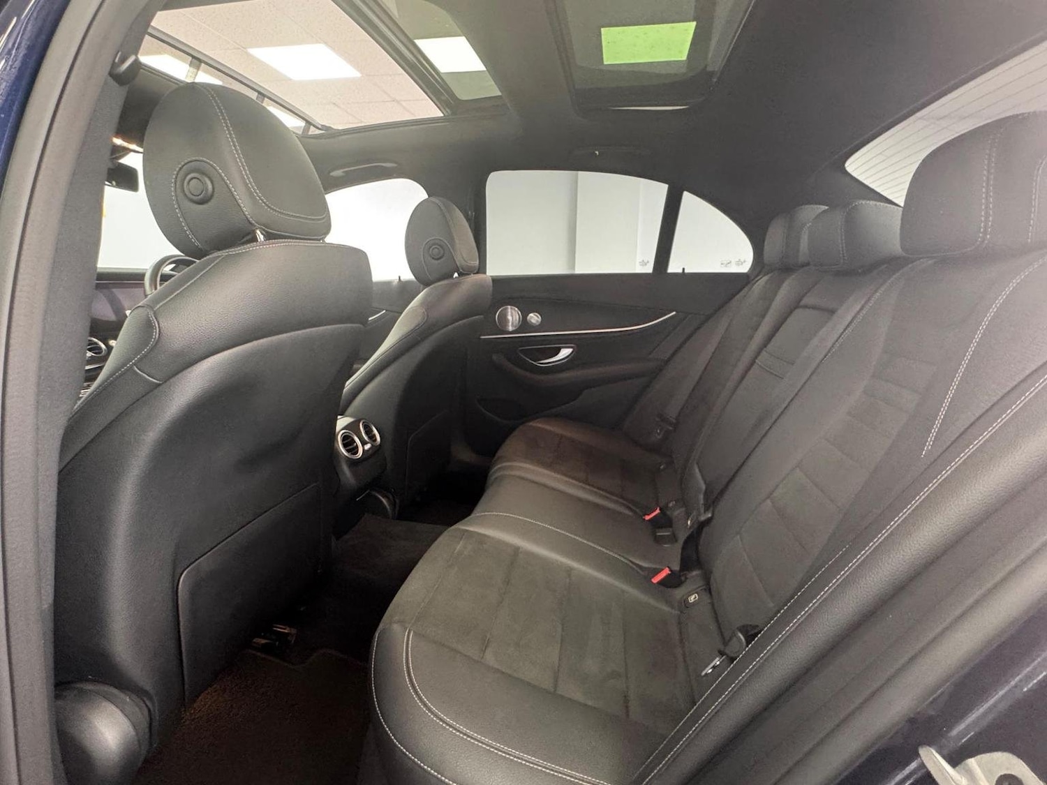 Used Mercedes-Benz E Class 2020 for sale - 76794586: Photo 11