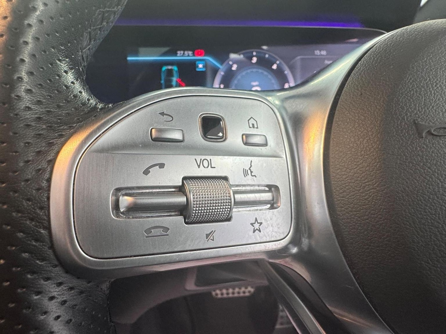 Used Mercedes-Benz E Class 2020 for sale - 76794586: Photo 35