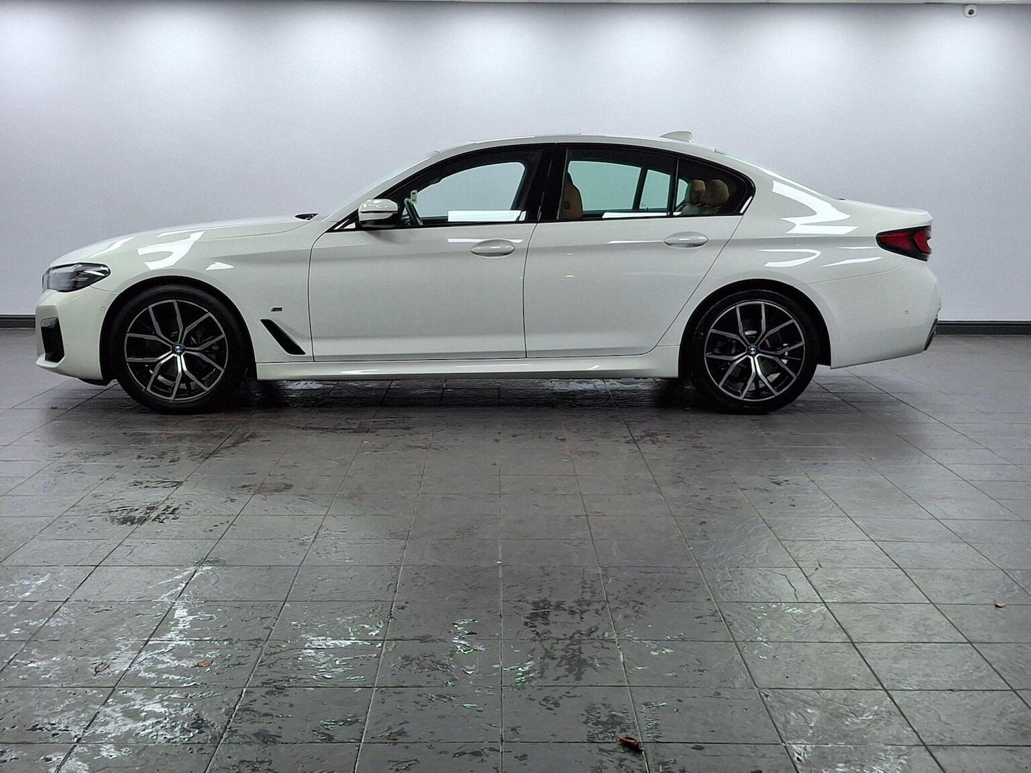 Used BMW 5 Series 2022 for sale - 76618664: Photo 26