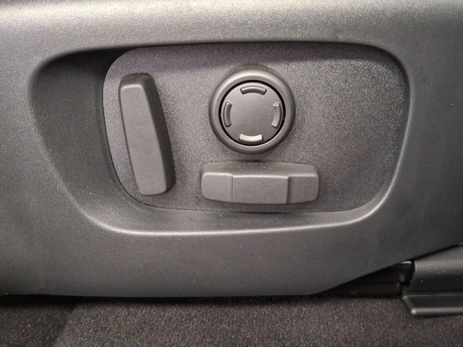 Used Land Rover Range Rover Evoque 2025 for sale - 76396987: Photo 17