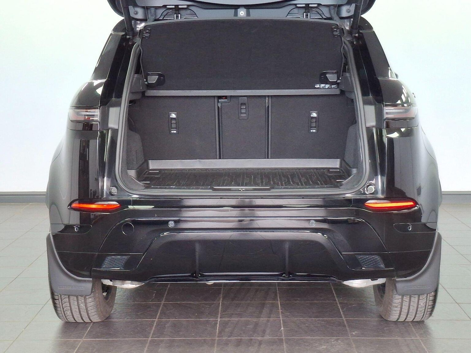 Used Land Rover Range Rover Evoque 2025 for sale - 76396987: Photo 24