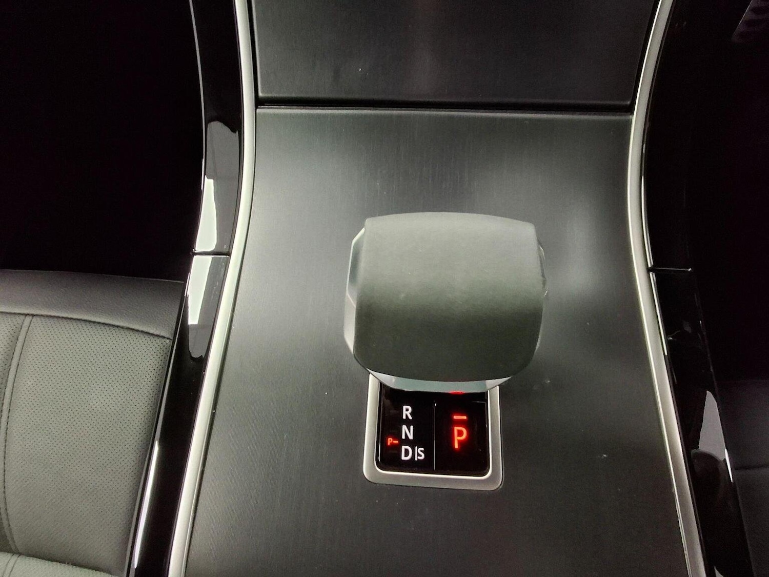 Used Land Rover Range Rover Evoque 2025 for sale - 76396987: Photo 33