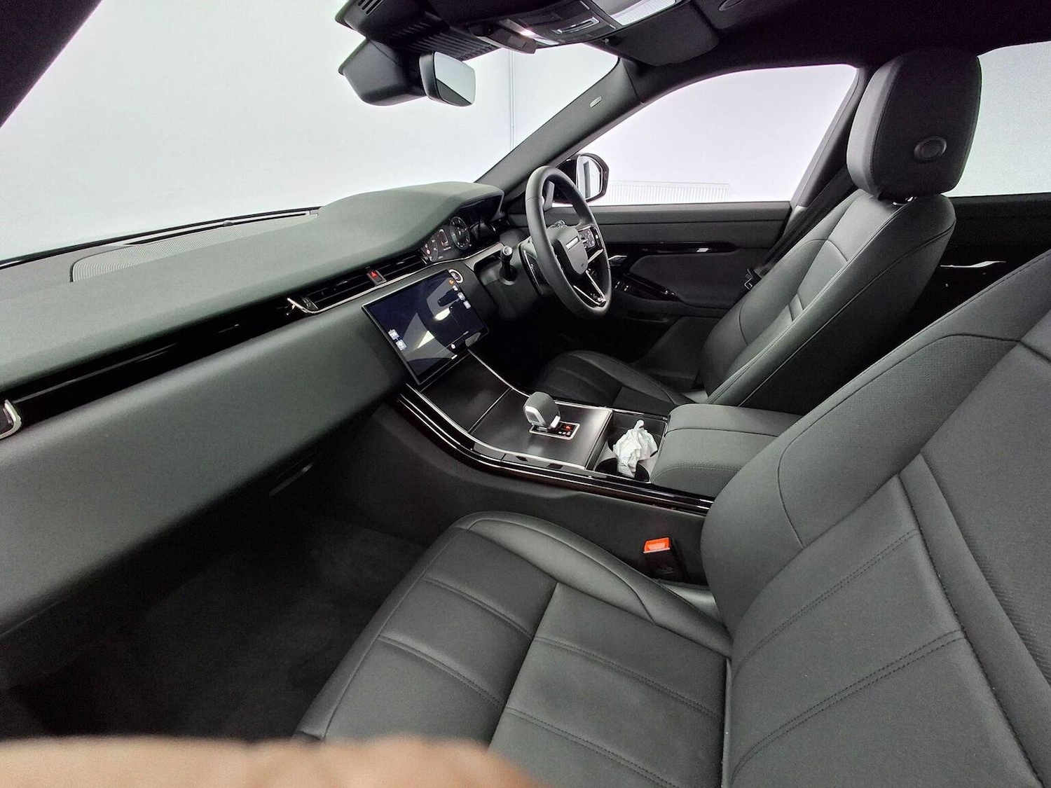 Used Land Rover Range Rover Evoque 2025 for sale - 76396987: Photo 52