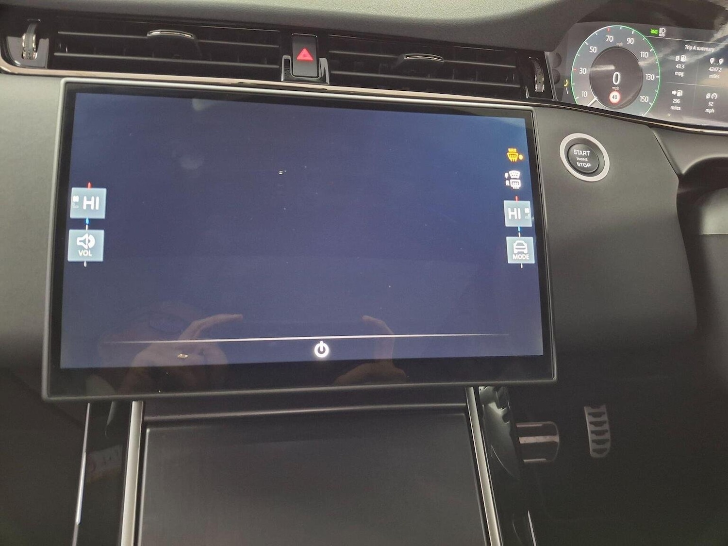 Used Land Rover Range Rover Evoque 2025 for sale - 76396987: Photo 65