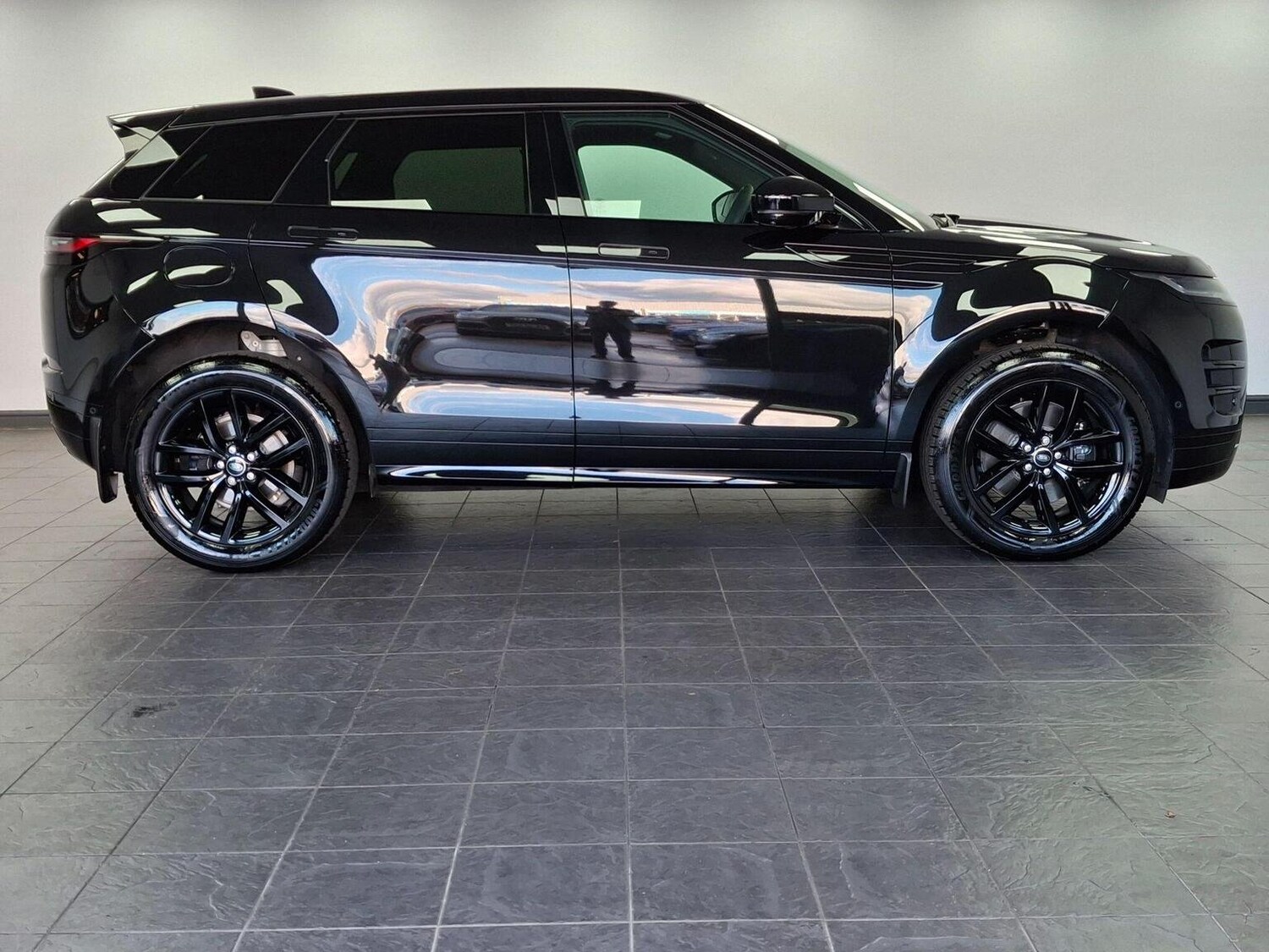 Used Land Rover Range Rover Evoque 2025 for sale - 76396987: Photo 88