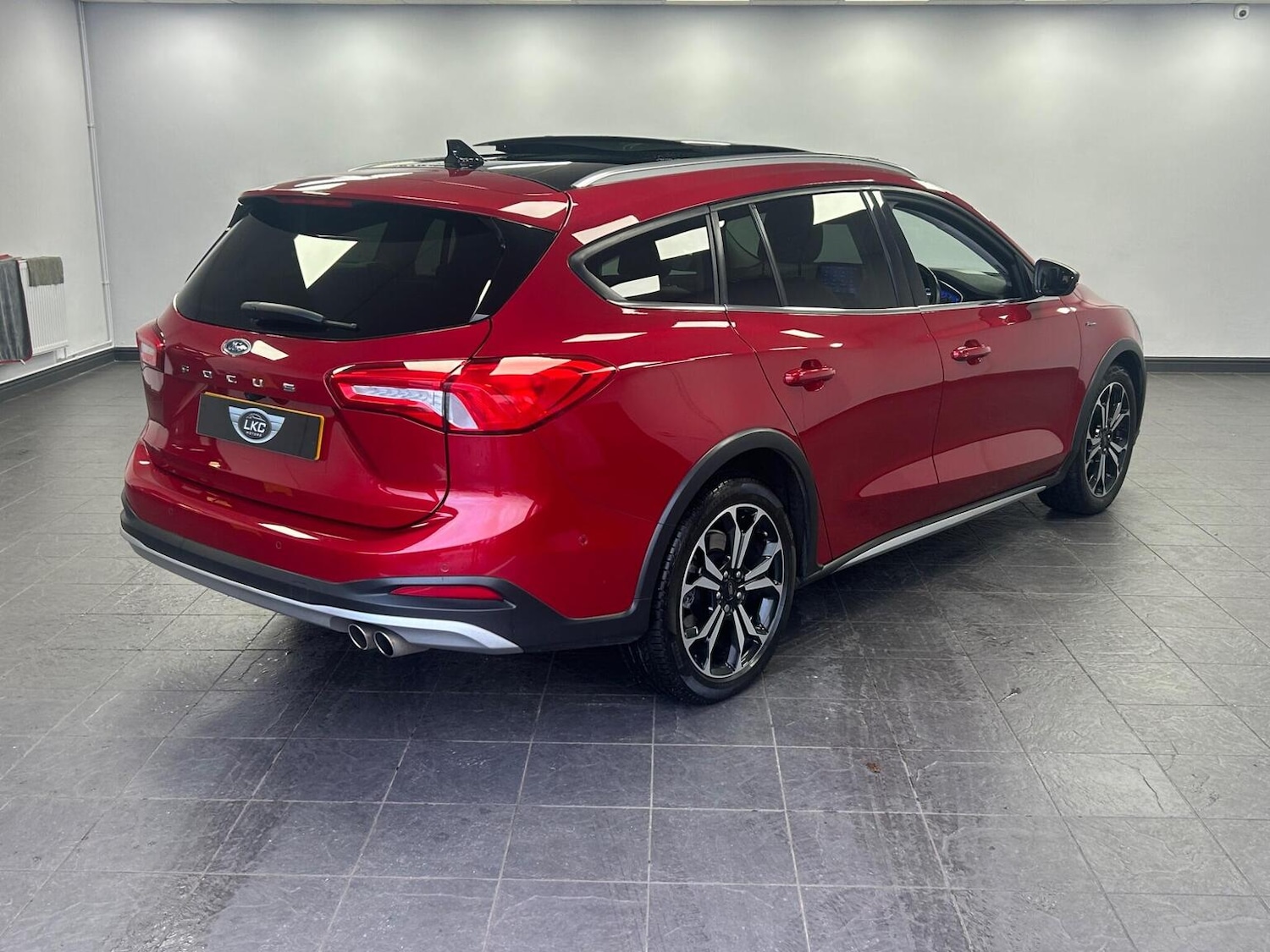 Used Ford Focus 2021 for sale - 76979541: Photo 7