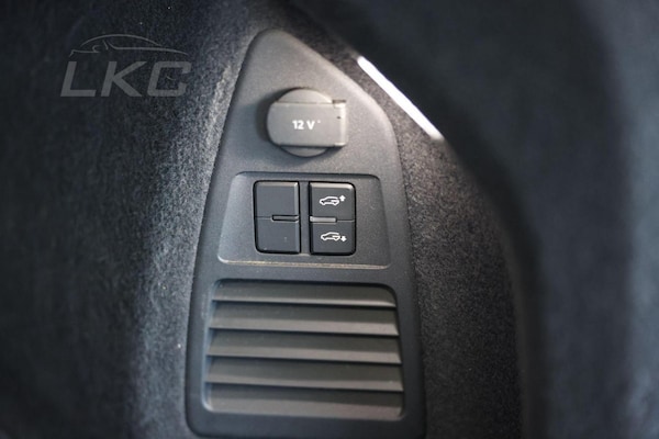 Used Volkswagen Touareg 2022 for sale - 75202516: Photo 51