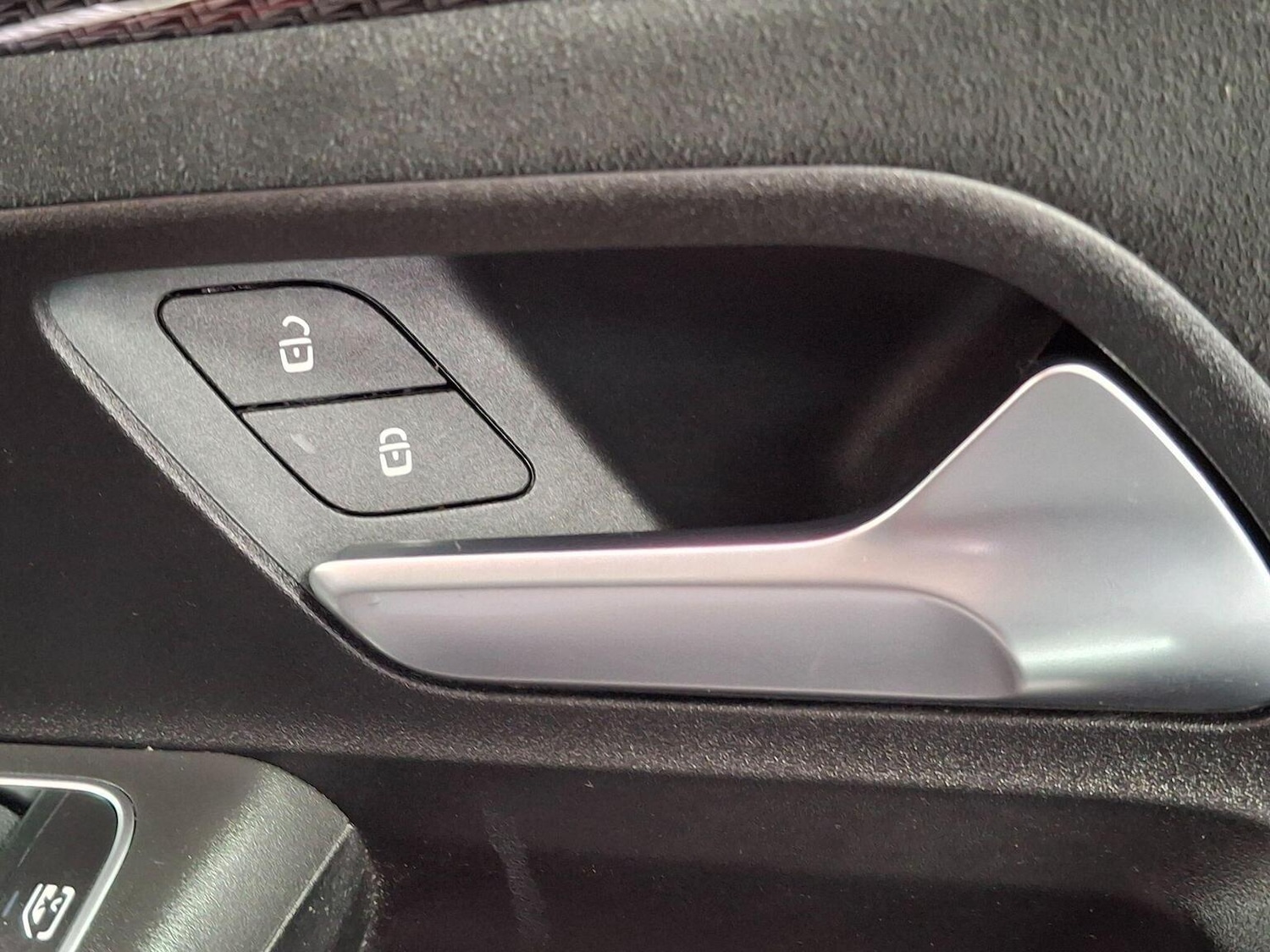 Used Mercedes-Benz GLB 2021 for sale - 77595315: Photo 34