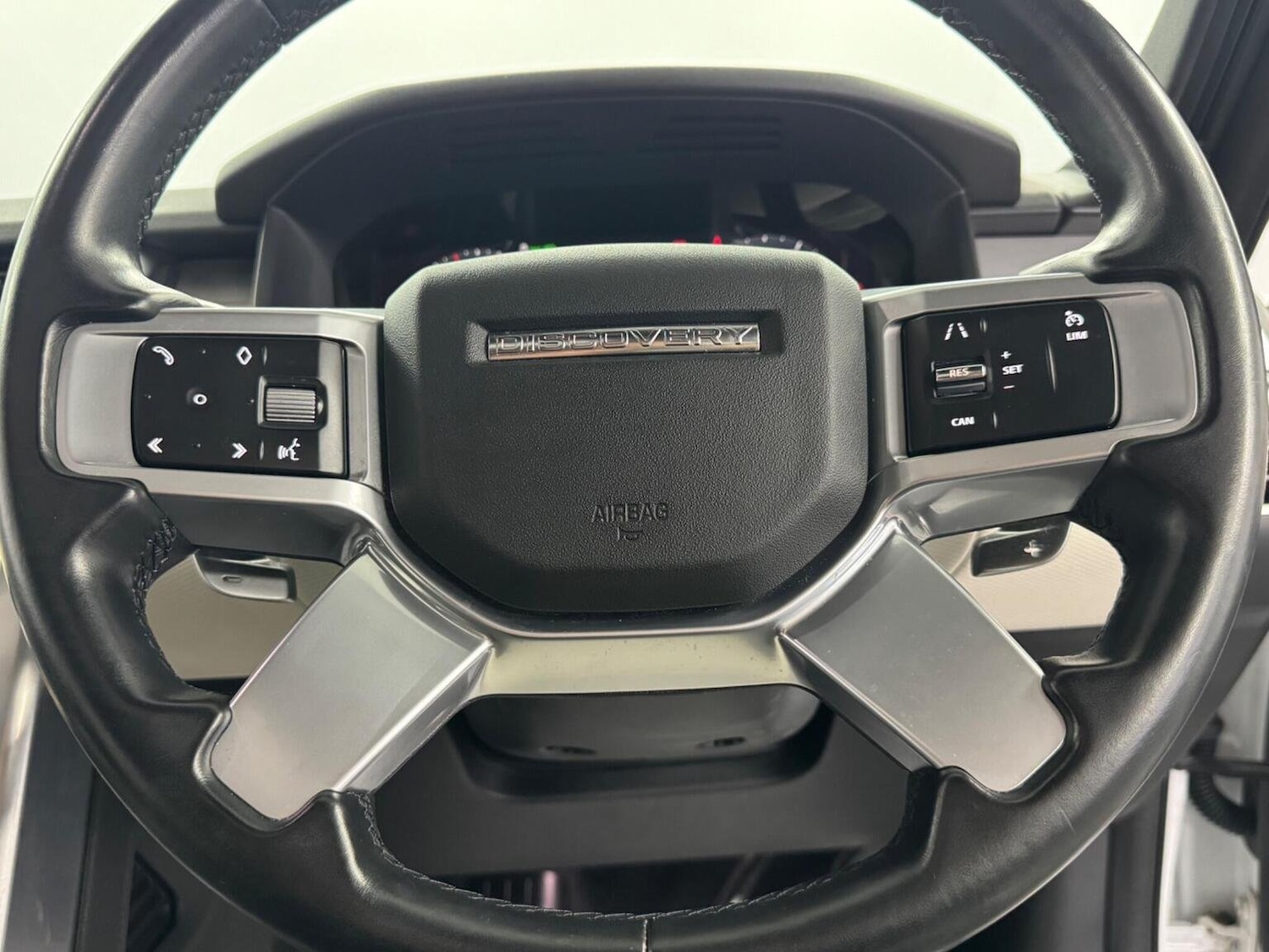 Used Land Rover Discovery 2021 for sale - 76231802: Photo 29