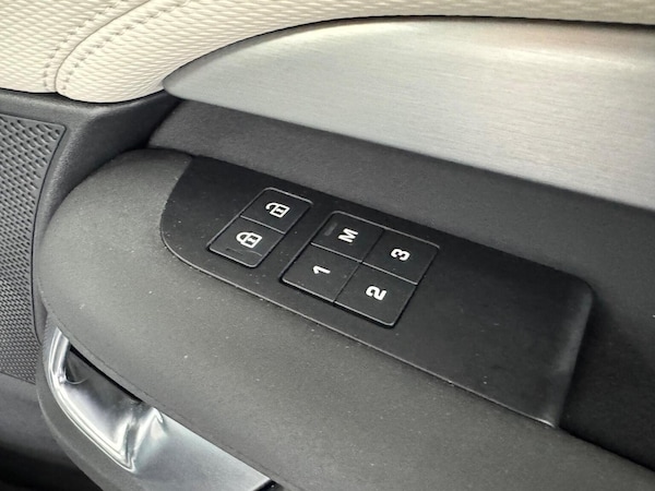 Used Land Rover Discovery 2021 for sale - 76231802: Photo 36