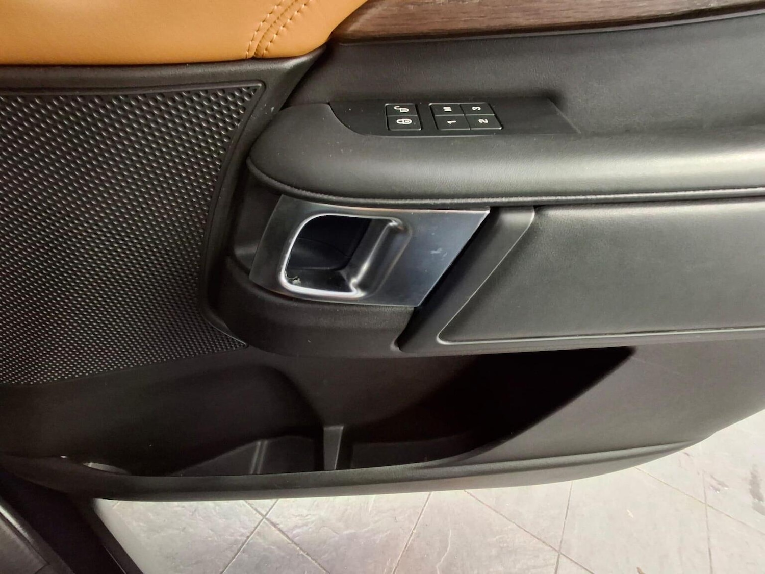 Used Land Rover Discovery 2018 for sale - 77020593: Photo 14