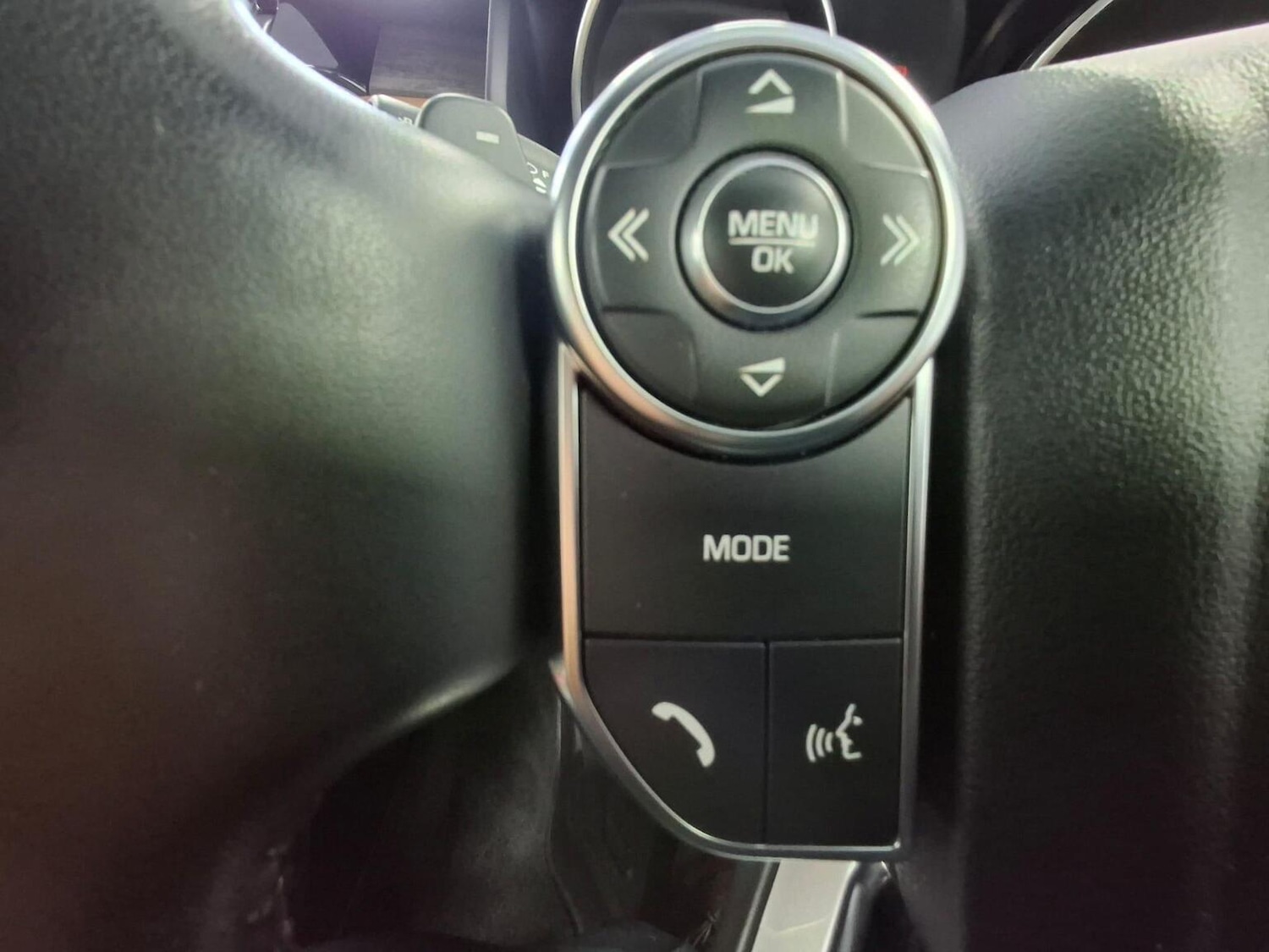 Used Land Rover Discovery 2018 for sale - 77020593: Photo 15