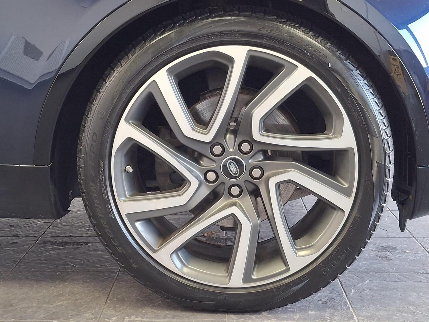 Used Land Rover Discovery 2018 for sale - 77020593: Photo 20