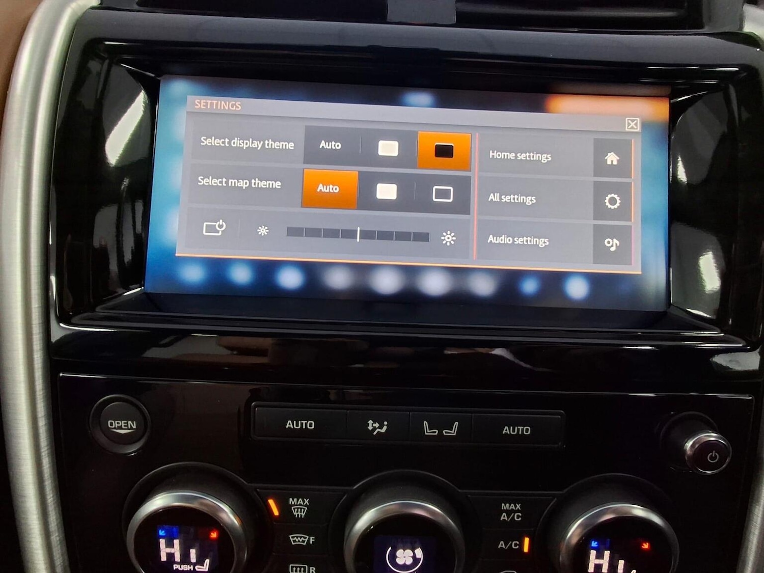 Used Land Rover Discovery 2018 for sale - 77020593: Photo 35