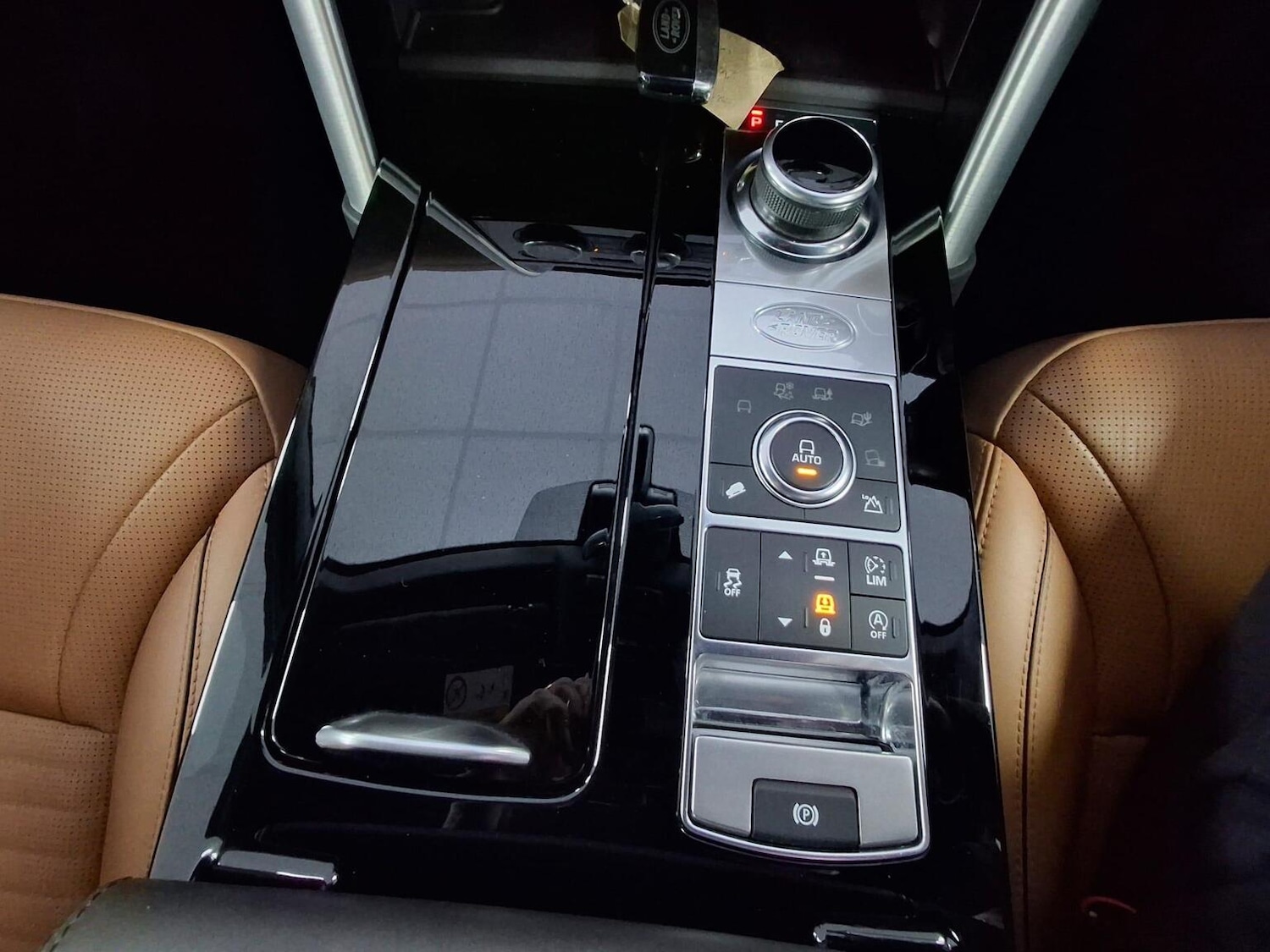 Used Land Rover Discovery 2018 for sale - 77020593: Photo 8