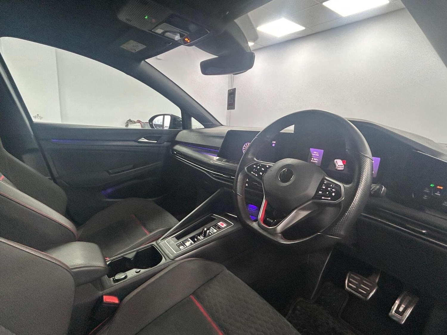 Used Volkswagen Golf 2021 for sale - 77535877: Photo 6