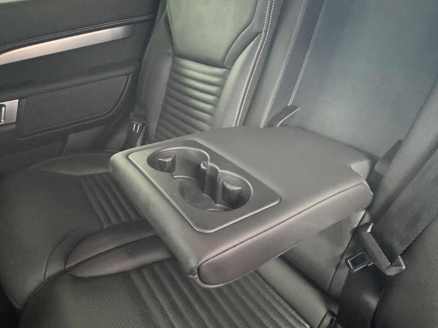 Used Land Rover Discovery 2021 for sale - 76430858: Photo 50