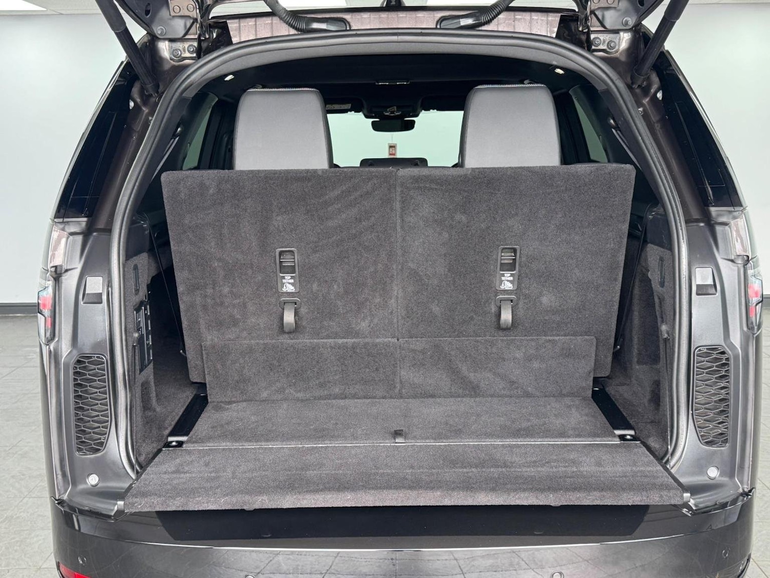 Used Land Rover Discovery 2021 for sale - 76430858: Photo 56