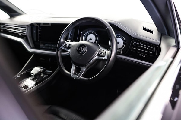 Used Volkswagen Touareg 2019 for sale - 75202573: Photo 3