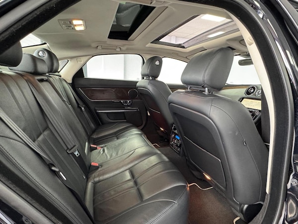 Used Jaguar XJ 2017 for sale - 75202572: Photo 13