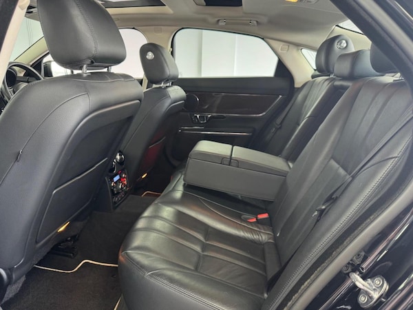 Used Jaguar XJ 2017 for sale - 75202572: Photo 14