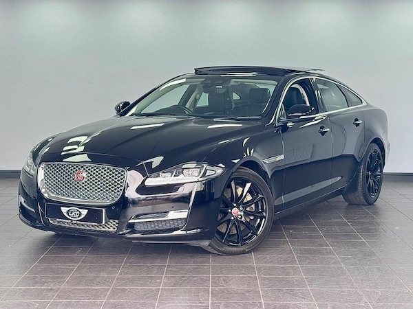 Used Jaguar XJ 2017 for sale - 75202572: Photo 1