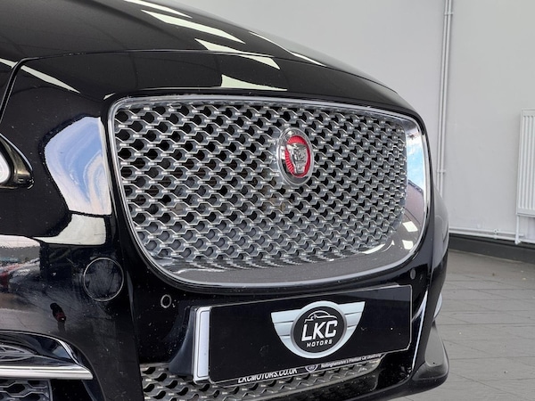 Used Jaguar XJ 2017 for sale - 75202572: Photo 21