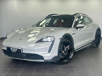 Used Porsche Taycan 2022 for sale - 78727215: Photo