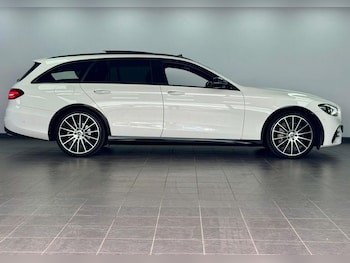 Used Mercedes-Benz E-Class 2021 for sale - 75621174: Photo