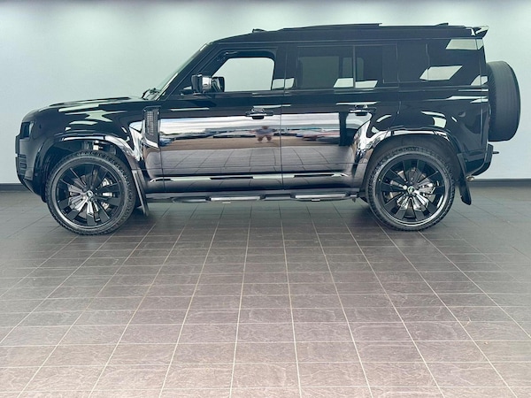 Used Land Rover Defender 110 2024 for sale - 75202585: Photo 16
