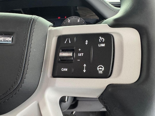 Used Land Rover Defender 110 2024 for sale - 75202585: Photo 40