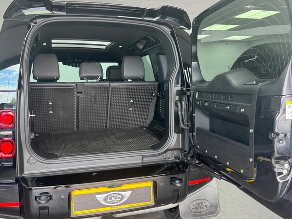 Used Land Rover Defender 110 2024 for sale - 75202585: Photo 46