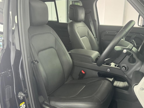 Used Land Rover Defender 110 2024 for sale - 75202585: Photo 7