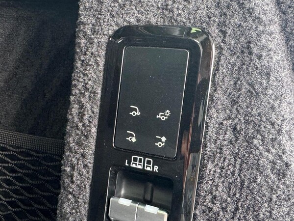 Used Land Rover Range Rover Sport 2023 for sale - 75202580: Photo 67
