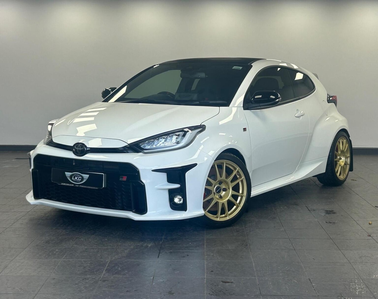 Used Toyota Yaris 2021 for sale - 76897010: Photo 1