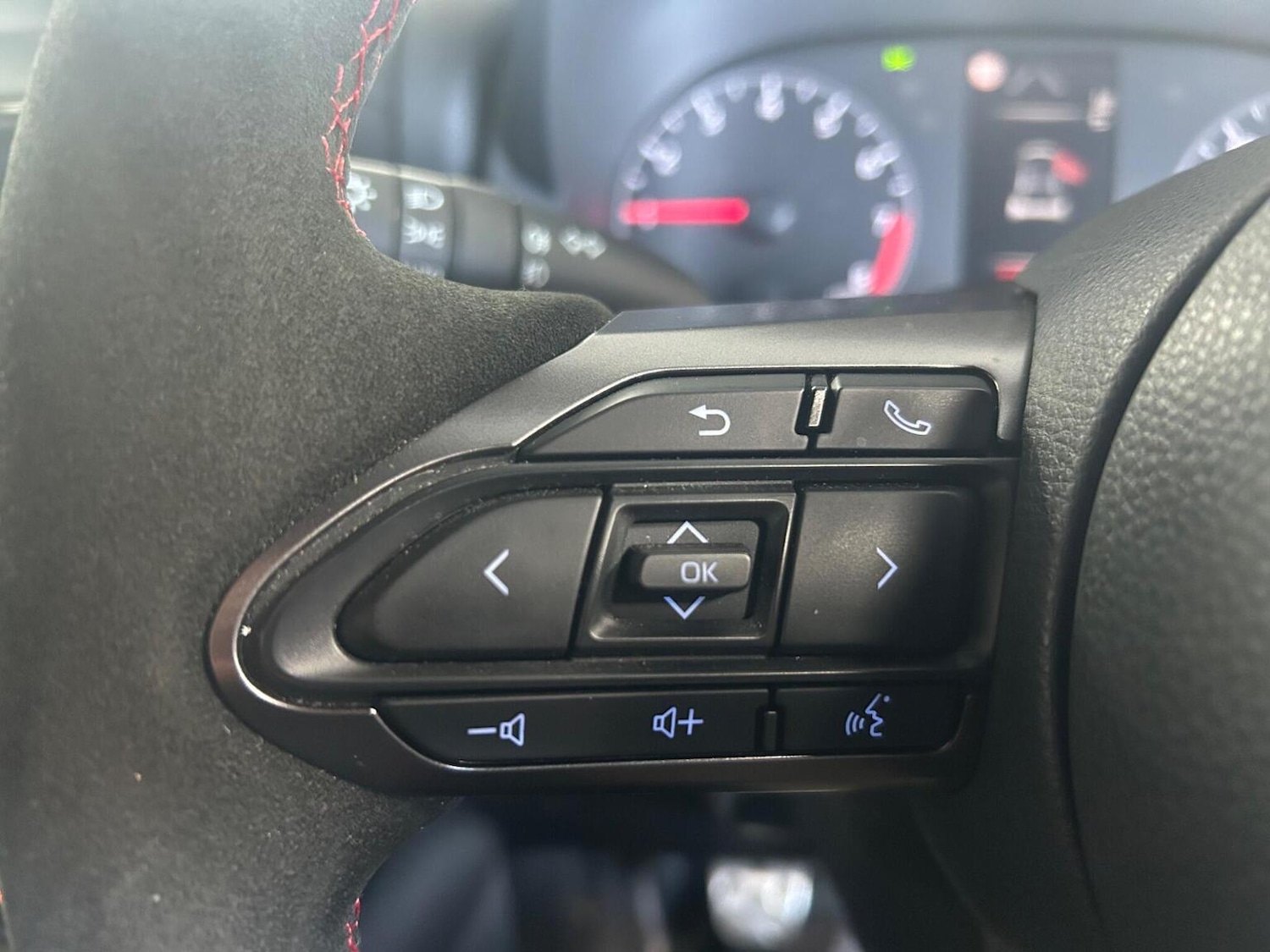 Used Toyota Yaris 2021 for sale - 76897010: Photo 16