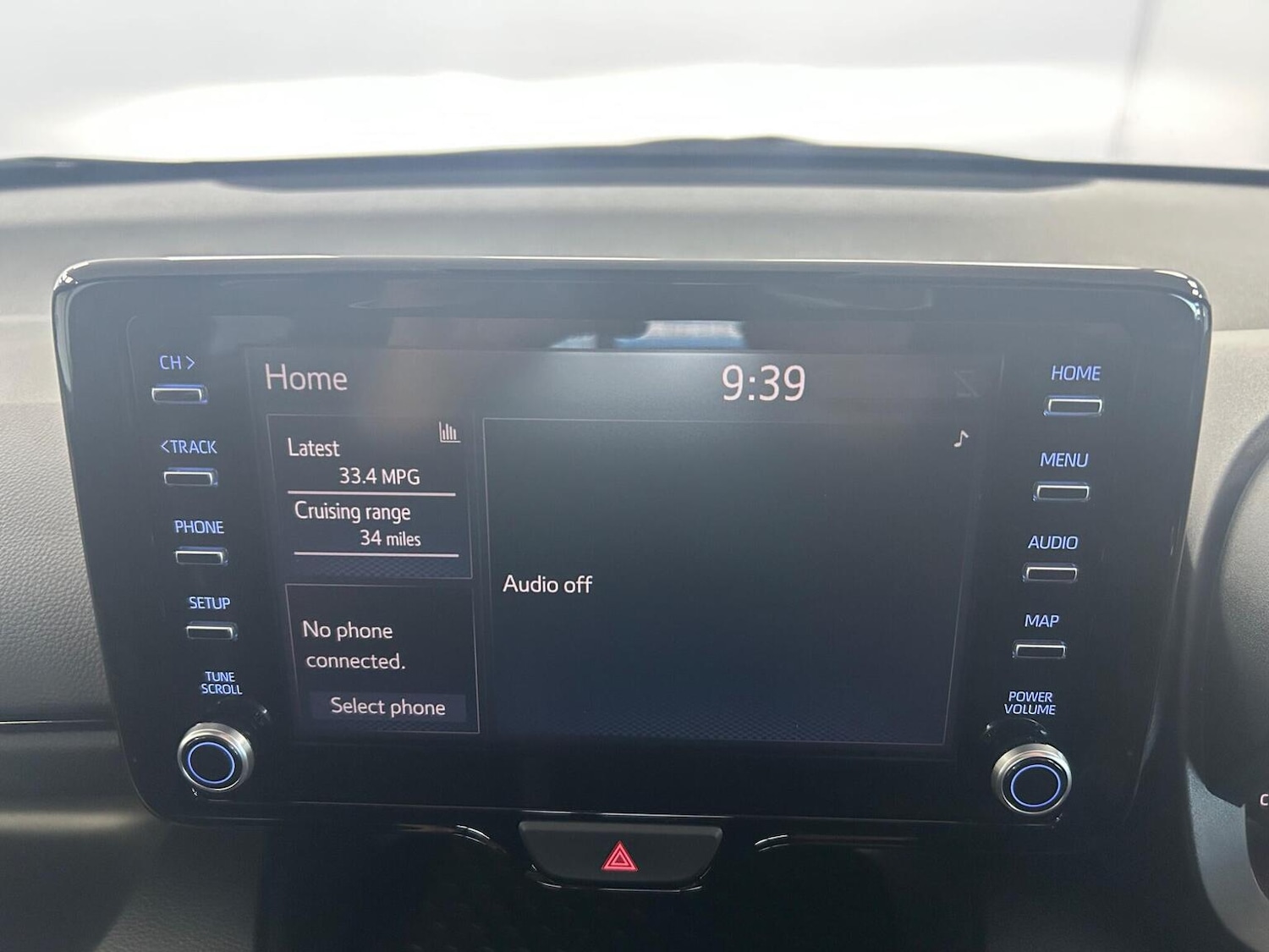 Used Toyota Yaris 2021 for sale - 76897010: Photo 25