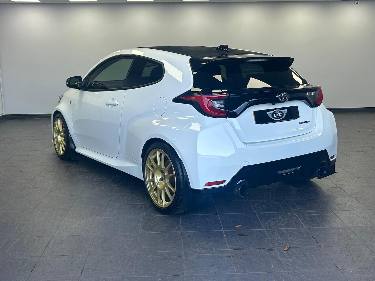 Used Toyota Yaris 2021 for sale - 76897010: Photo 3