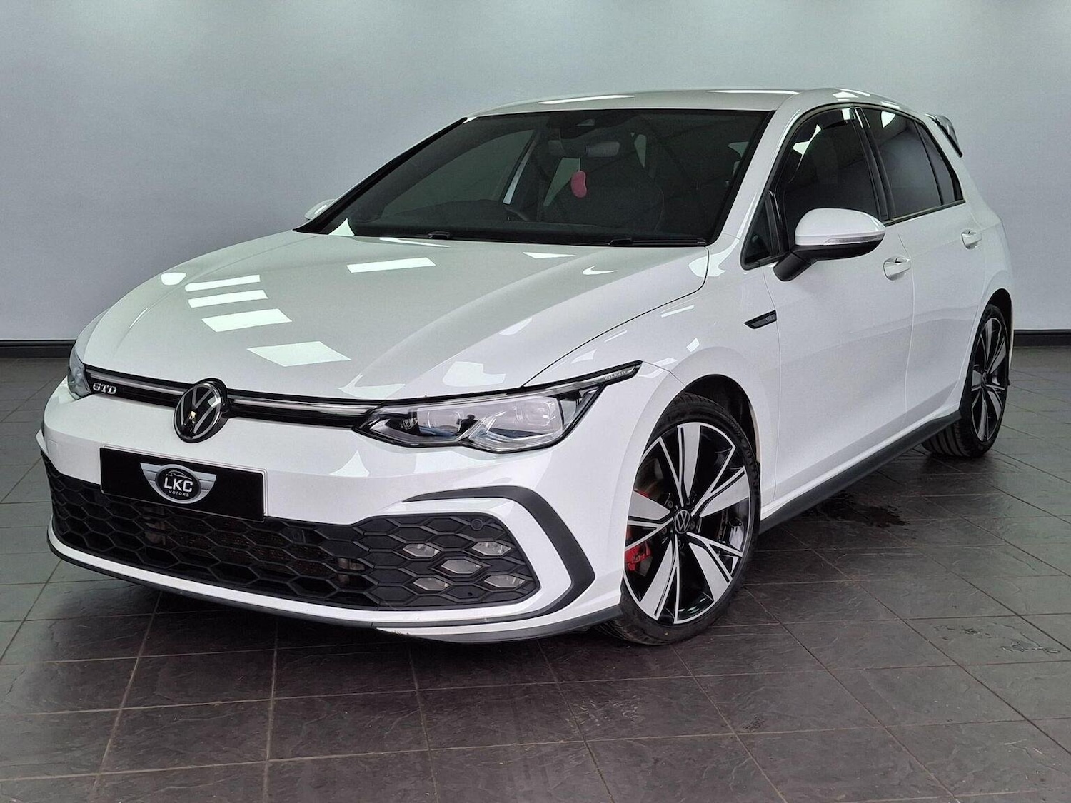 Used Volkswagen Golf 2021 for sale - 76340317: Photo 1