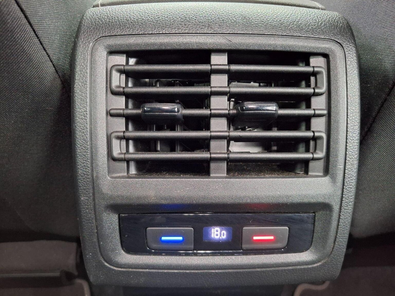 Used Volkswagen Golf 2021 for sale - 76340317: Photo 17